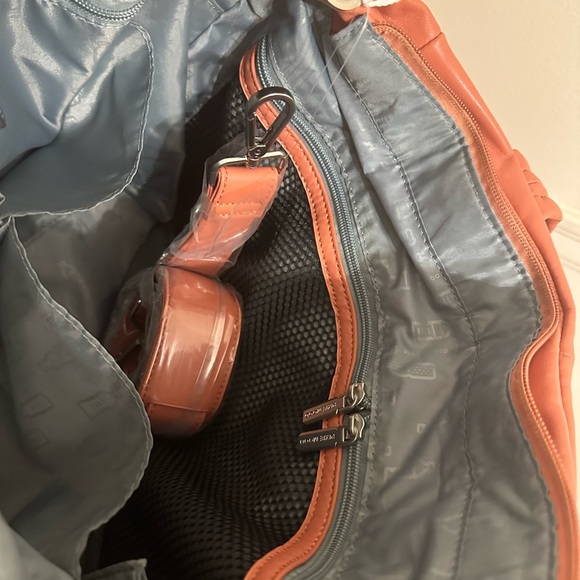 Pixie Mood Large Bubbly Tote Travel Bag in Desert Clay Mauve - Picture 4 of 9